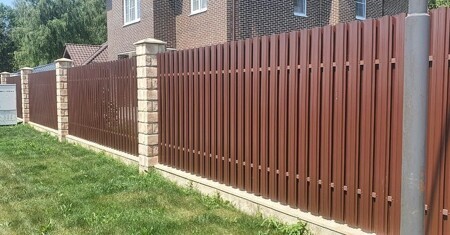 Омега RAL 8017
